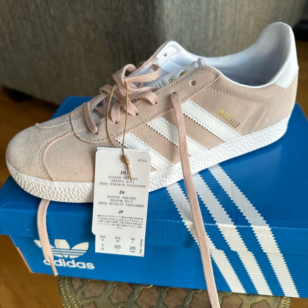 Adidas Women's Gazelle Sneakers - Light Pink and White - size 10 (men’s 7)